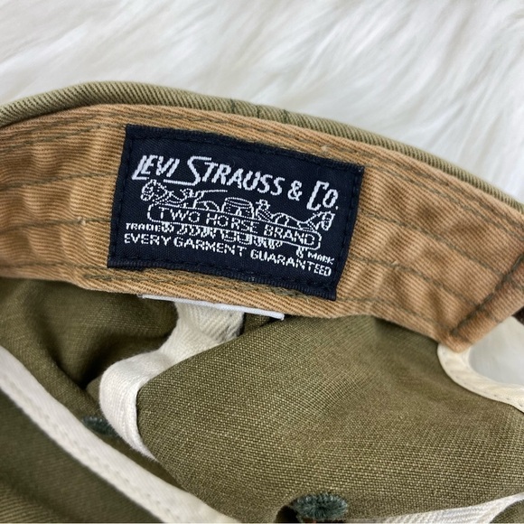 LEVI’S DISTRESS HAT - Picture 5 of 7